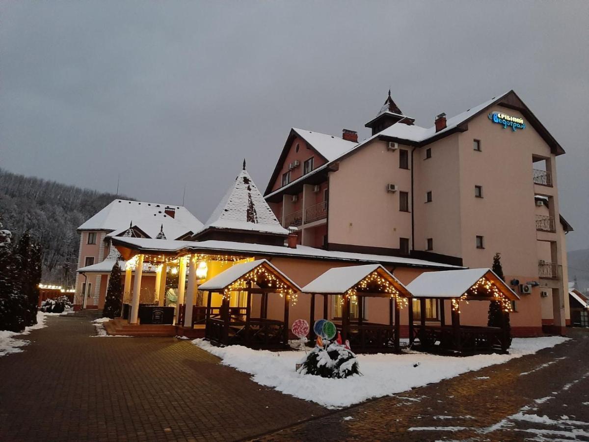 Срібний Водограй Hotell Poljana Eksteriør bilde