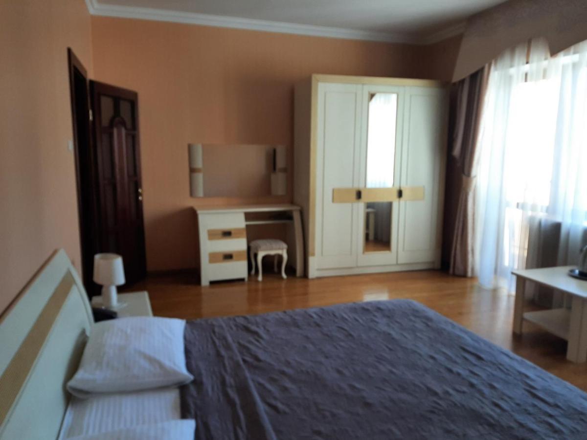 Срібний Водограй Hotell Poljana Eksteriør bilde