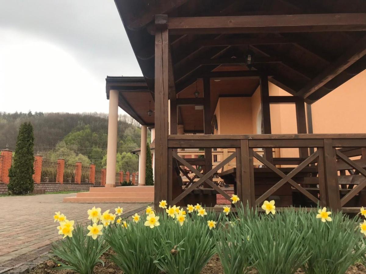 Срібний Водограй Hotell Poljana Eksteriør bilde