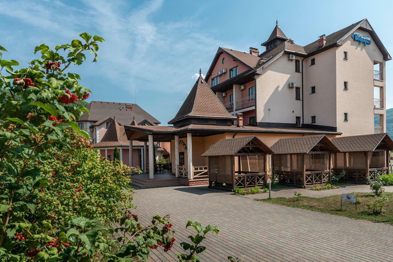 Срібний Водограй Hotell Poljana Eksteriør bilde